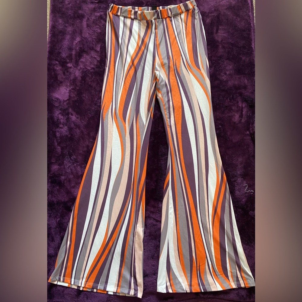 Flare stripped bottoms